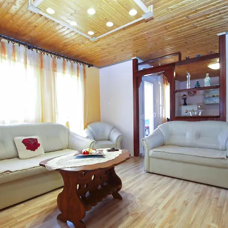 Nikica 782 Пула