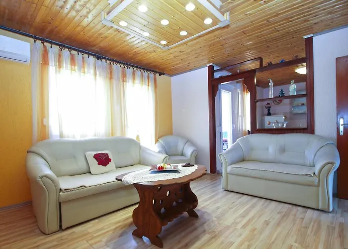 Nikica 782 Lejlighed *